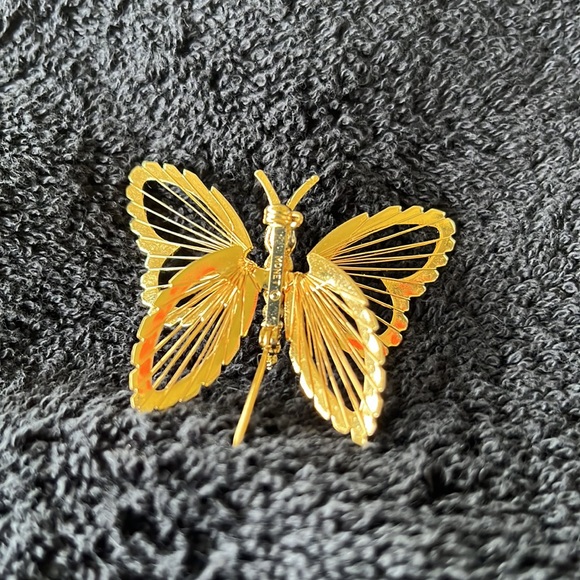 Monet Gold Tone Butterfly Brooch - Picture 2 of 4